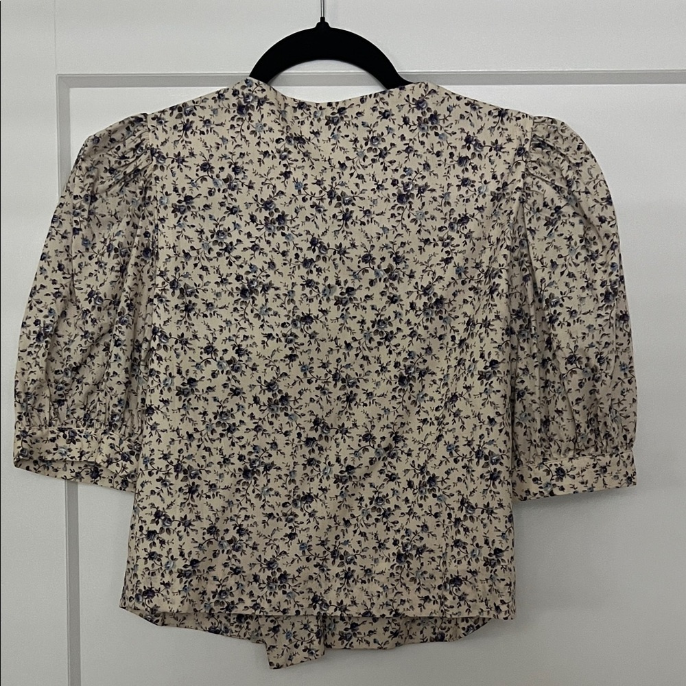 English Factory Floral Puff Sleeve Top - Picture 2 of 3